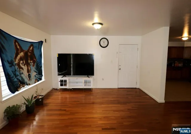 Listing Photo 4 - Condo for sale in building located at 91-93 Chadwick Ave, Newark, NJ 07108