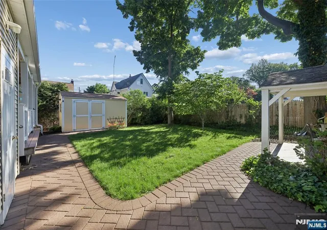 Homes for sale in Dumont, NJ | 15 Congress St, Dumont, NJ 07628 | MLS# 26015418