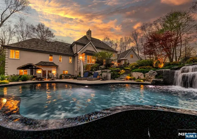 5th image of 9 Pennbrook Ct, Montville Township, NJ 07005 | MLS# 26015672