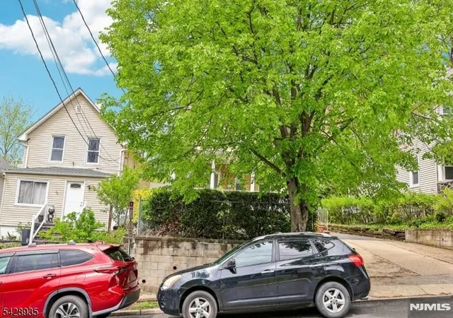 Homes for sale in Ridgefield Park, NJ | 52 Preston St, Ridgefield Park, NJ 07660 | MLS# 26015777