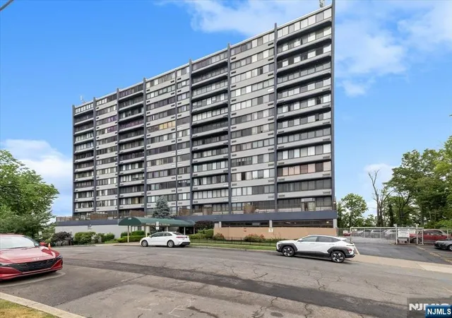 Homes for sale in Passaic, NJ | 180 Lafayette Ave #4G, Passaic, NJ 07055 | MLS# 26015925