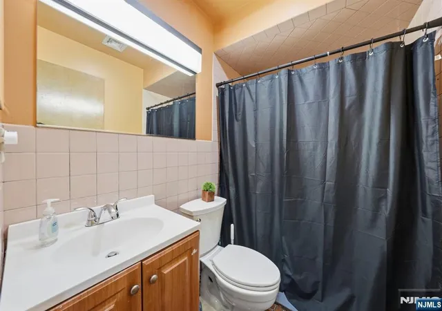 Homes for sale in Passaic, NJ | 142 Main Avenue, Passaic, NJ 07055 | Houzeo