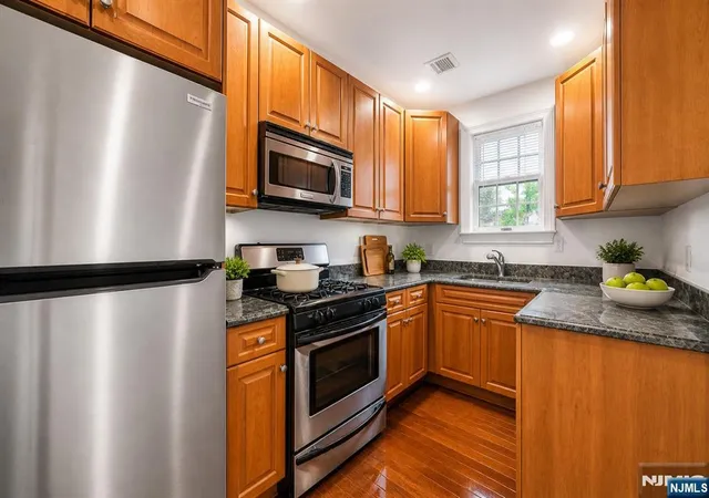 Homes for sale in Cliffside Park, NJ | 180 Edgewater Rd, Cliffside Park, NJ 07010