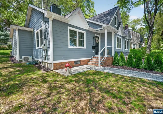 Homes for sale in Oradell, NJ | 789 Kinderkamack Rd, Oradell, NJ 07649 | MLS# 26016077