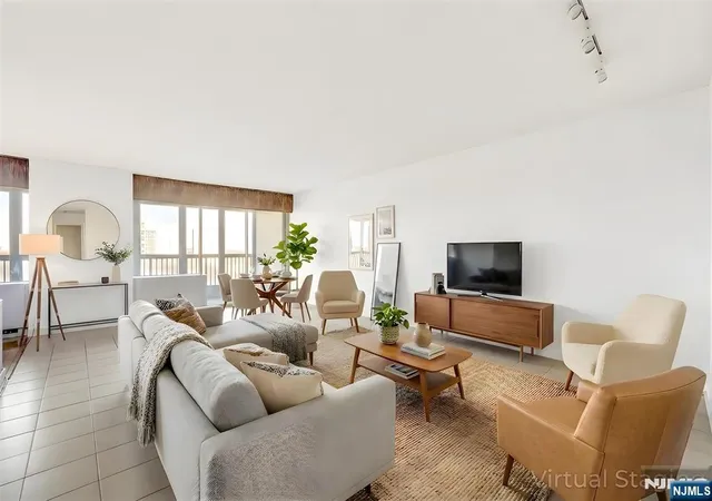 Homes for sale in Fort Lee, NJ | 5 Horizon # 907, Fort Lee, NJ 07024 | MLS# 26016159