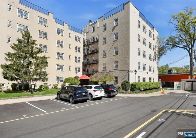 Homes for sale in Fort Lee, NJ | 2215 N Central Rd #4A, Fort Lee, NJ 07024 | MLS# 26016306