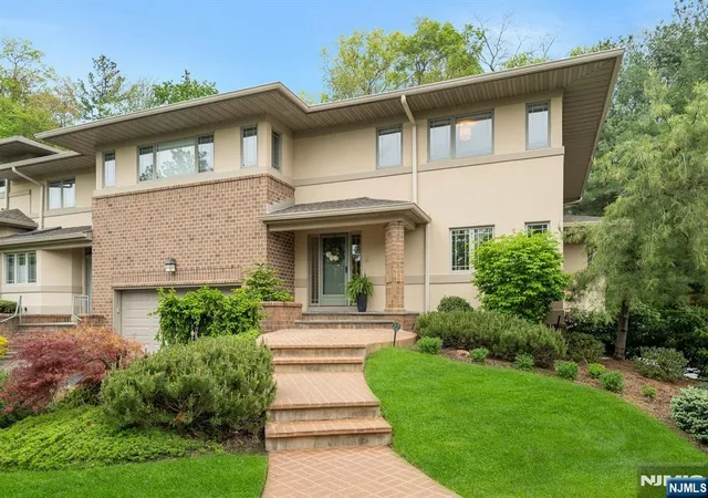 1st image of 22 Fox Run, Allendale, NJ 07401 | MLS# 26016454