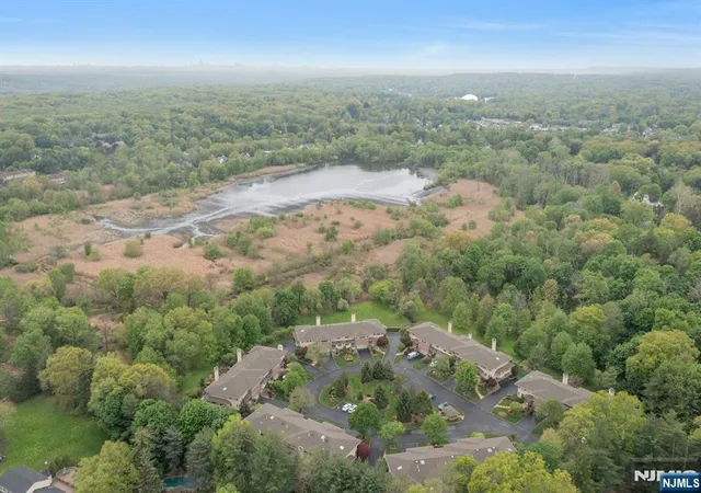 2nd image of 22 Fox Run, Allendale, NJ 07401 | MLS# 26016454