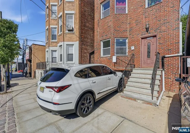 Homes for sale in Union City, NJ | 1507 Kerrigan Ave, Union City, NJ 07087 | MLS# 26016467