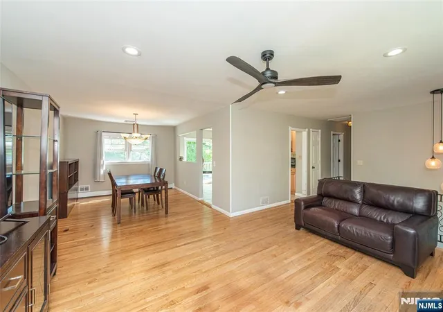 Homes for sale in Hanover Township, NJ | 6 Beaumont Pl, Hanover Township, NJ 07981 | MLS# 26016590