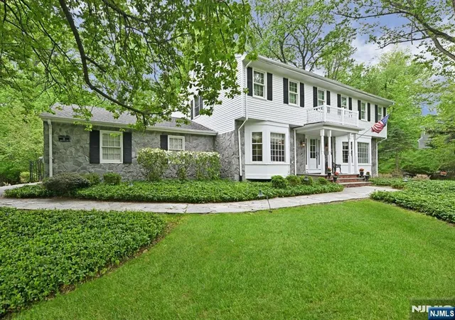 Homes for sale in Upper Saddle River, NJ | 16 Knollwood Rd, Upper Saddle River, NJ 07458 | MLS# 26016694