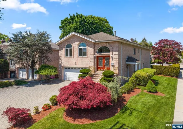 Homes for sale in Ridgefield, NJ | 499 Morse Ave, Ridgefield, NJ 07657 | MLS# 26016791