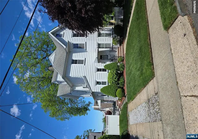 Homes for sale in Kearny, NJ | 43 Terrace Pl, Kearny, NJ 07032 | MLS# 26016804