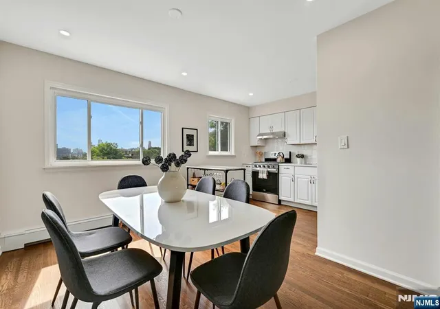 Photo 3 of Sale Pending at 41A Edgewater Pl, Edgewater, NJ 07020 | MLS# 26016820 | Listing updated on 2026-09-12