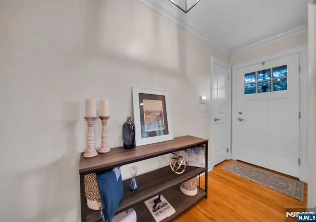 5th image of 468 Manchester Wy, Wyckoff, NJ 07481 | MLS# 26016833