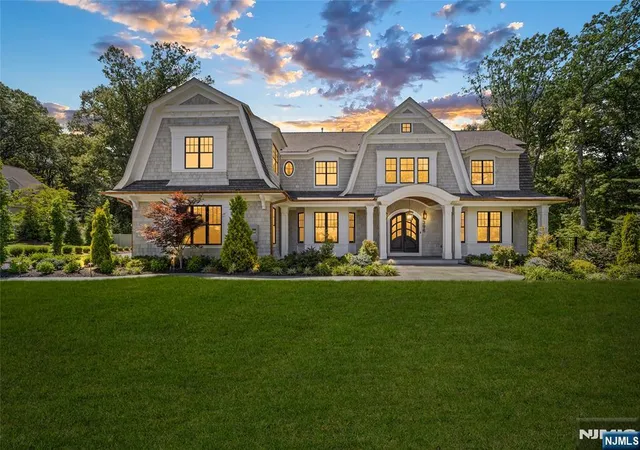 50th image of 396 Knollwood Rd, Ridgewood, NJ 07450 | MLS# 26016876