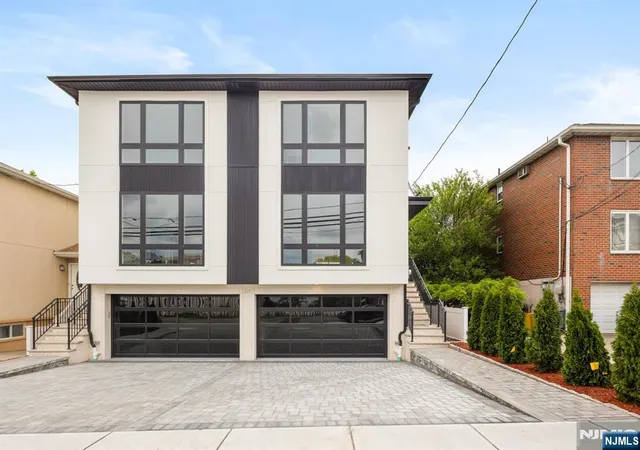 Homes for sale in Palisades Park, NJ | 332 12th St #B, Palisades Park, NJ 07650 | MLS# 26016897