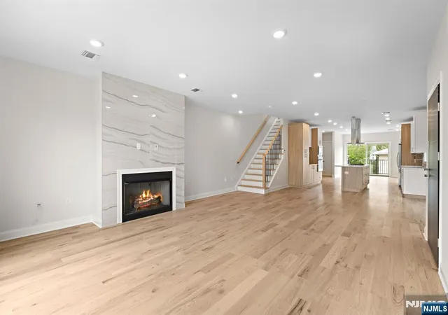 Homes for sale in Palisades Park, NJ | 332 12Th St #B, Palisades Park, NJ 07650 | MLS# 26016897
