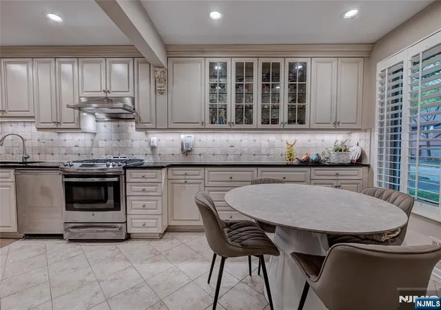 3rd image of 69 Cummings Cir #80, West Orange, NJ 07052 | MLS# 26016904