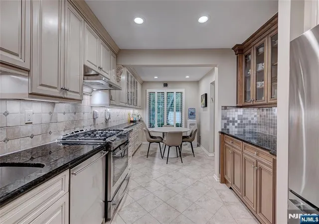 5th image of 69 Cummings Cir #80, West Orange, NJ 07052 | MLS# 26016904