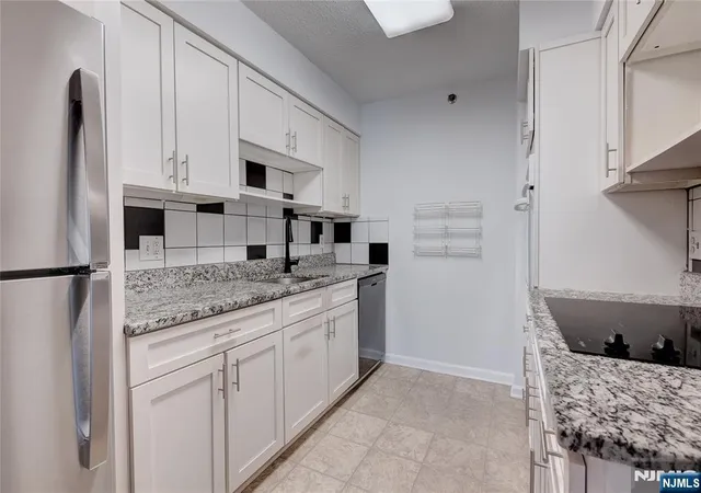 5th image of 10 Smith Manor Blvd #211, West Orange, NJ 07052 | MLS# 26016906