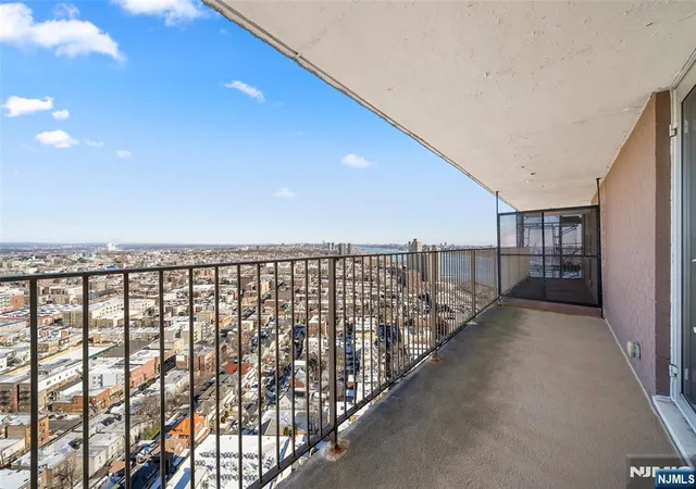 5th image of 6040 Boulevard East #34J, West New York, NJ 07093 | MLS# 26016958