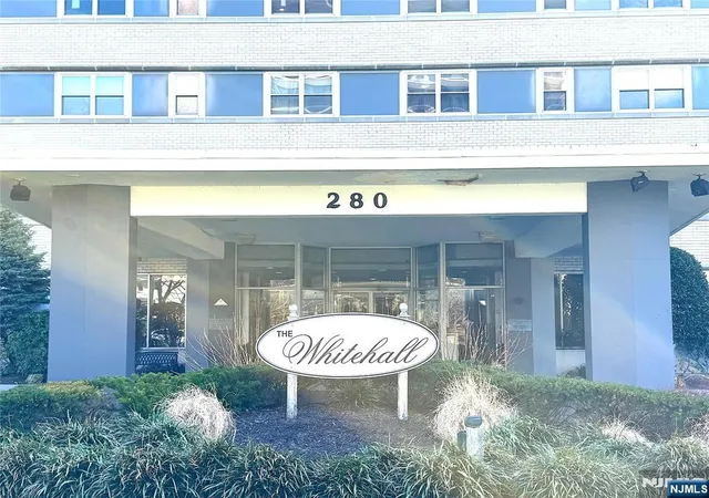 Homes for sale in Hackensack, NJ | 280 S Prospect Ave #3N, Hackensack, NJ 07601 | MLS# 26016963