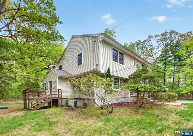 4th image of 157 Grove St, Ramsey, NJ 07446 | MLS# 26017047