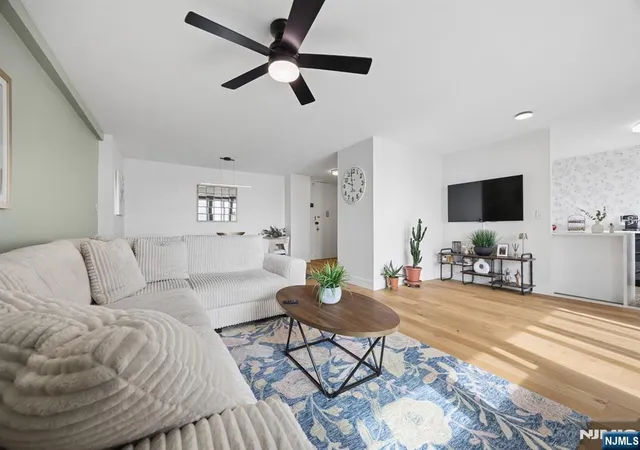 Homes for sale in Cliffside Park, NJ | 200 Winston #2811, Cliffside Park, NJ 07010 | MLS# 26017129