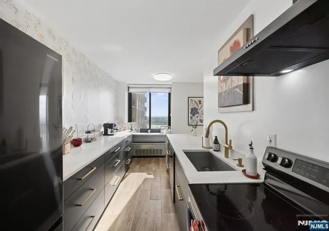 Homes for sale in Cliffside Park, NJ | 200 Winston #2811, Cliffside Park, NJ 07010 | MLS# 26017129