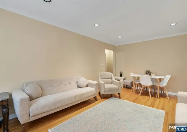 Homes for sale in Cliffside Park, NJ | 201 Oakdene Pl, Cliffside Park, NJ 07010