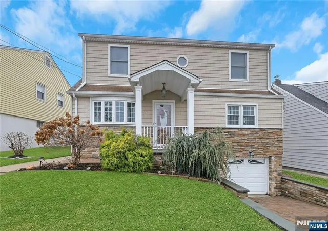 Homes for sale in North Arlington, NJ | 25 Veterans Pl, North Arlington, NJ 07031 | MLS# 26017149
