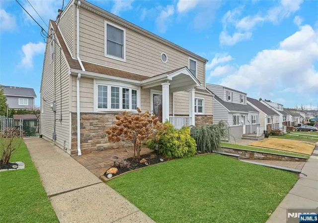 Homes for sale in North Arlington, NJ | 25 Veterans Pl, North Arlington, NJ 07031 | MLS# 26017149