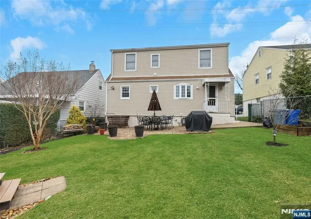Homes for sale in North Arlington, NJ | 25 Veterans Pl, North Arlington, NJ 07031 | MLS# 26017149