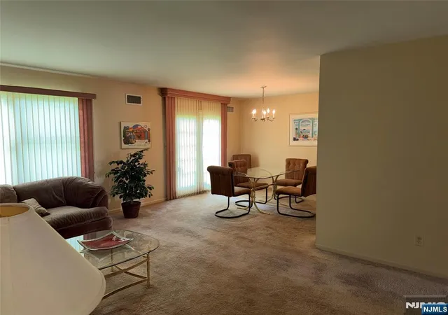 Homes for sale in Fair Lawn, NJ | 35 Meadowview Ter #35, Fair Lawn, NJ 07410 | MLS# 26017354