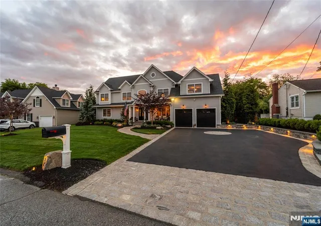 2nd image of 11 Amelia Dr, Old Tappan, NJ 07675 | MLS# 26017526