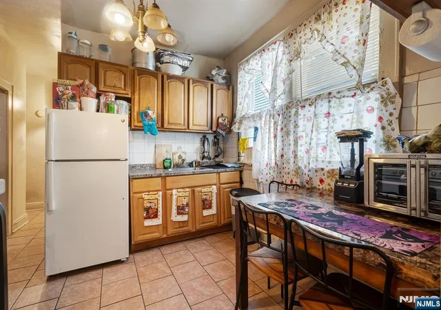 Photo 4 of Sale Pending at 177 Linden Ave, Irvington, NJ 07111 | MLS# 26017560 | Listing updated on 2026-06-27