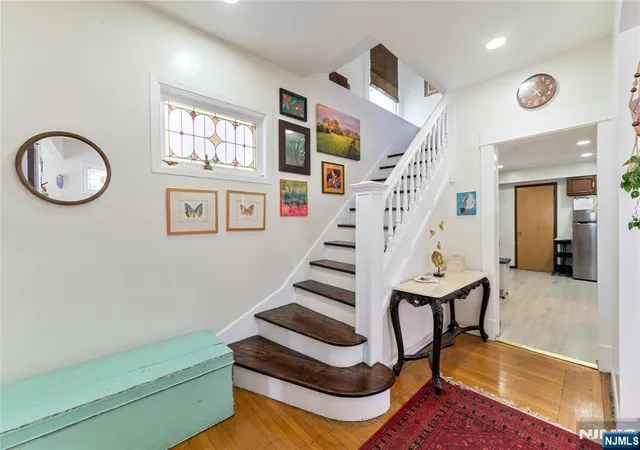 Homes for sale in Cliffside Park, NJ | 186 Oakwood Ave, Cliffside Park, NJ 07010 | MLS# 26017569