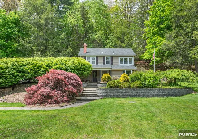 Homes for sale in Wanaque, NJ | 2 Red Mine Rd, Wanaque, NJ 07465 | MLS# 26017634