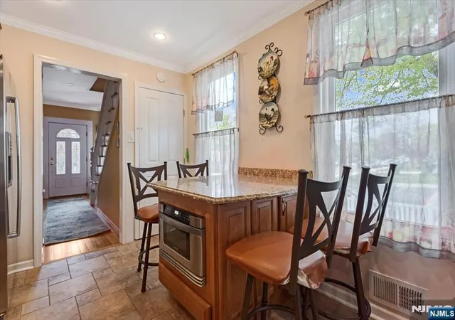 Homes for sale in Roselle Park, NJ | 21 Grant Ave, Roselle Park, NJ 07204 | MLS# 26017698