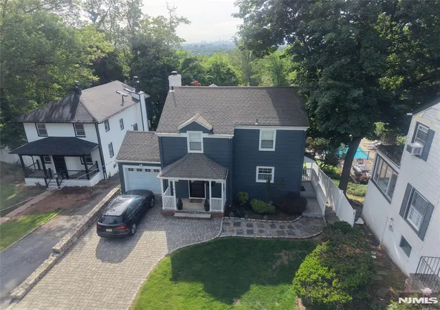 3rd image of 142 Walker Rd, West Orange, NJ 07052 | MLS# 26017709