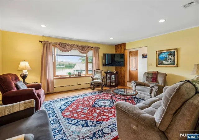 4th image of 6 Waters Edge, Kinnelon, NJ 07405 | MLS# 26017797