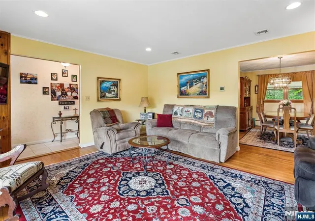 5th image of 6 Waters Edge, Kinnelon, NJ 07405 | MLS# 26017797