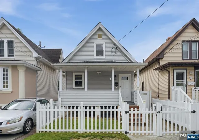 Homes for sale in Garfield, NJ | 32 Willard St, Garfield, NJ 07026 | MLS# 26017829