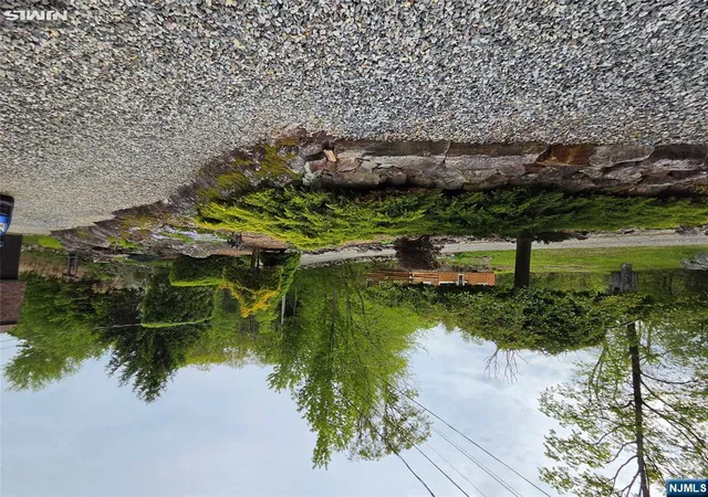 4th image of 103 Cherry Ridge Rd, Hewitt, NJ 07421 | MLS# 26017850