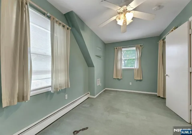 Homes for sale in Wanaque, NJ | 17 Butler Pl, Wanaque, NJ 07420 | MLS# 26017858