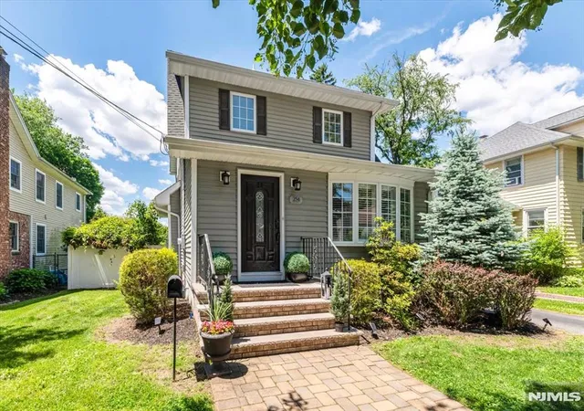 Homes for sale in Teaneck, NJ | 254 Elm Ave, Teaneck, NJ 07666 | MLS# 26017875