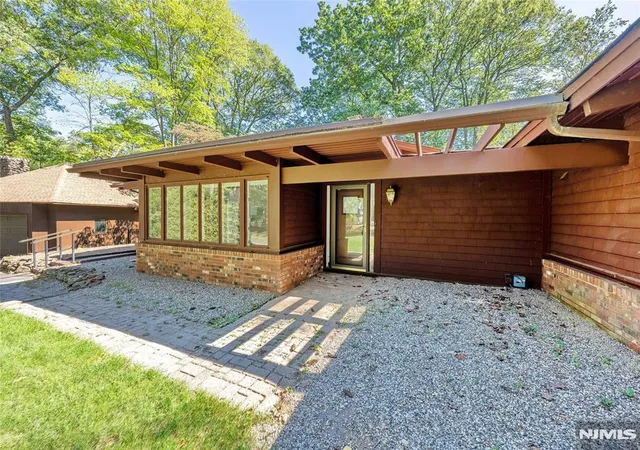 Photo 2 of Sale Pending at 5 Carnot Ave, Woodcliff Lake, NJ 07677 | MLS# 26017949 | Listing updated on 2026-08-07