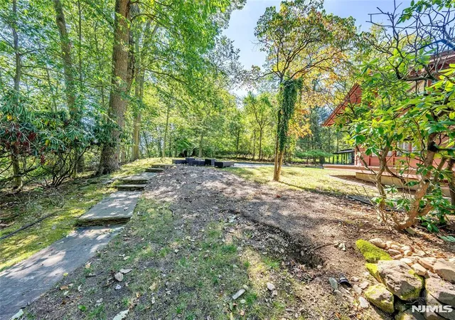 Photo 3 of Sale Pending at 5 Carnot Ave, Woodcliff Lake, NJ 07677 | MLS# 26017949 | Listing updated on 2026-08-07