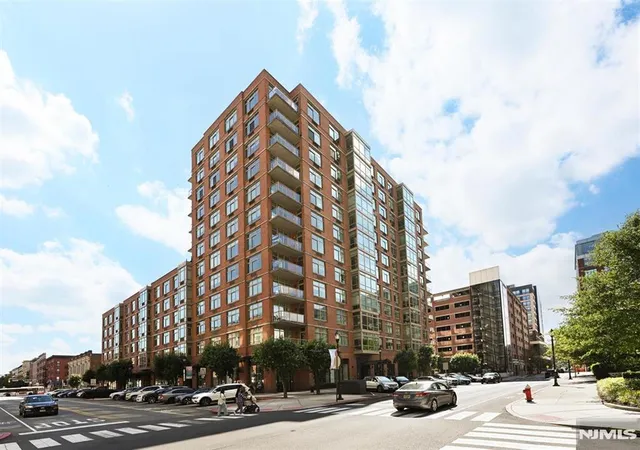 Listing Photo 2 - Condo for sale in building located at 1450 Washington St, Hoboken, NJ 07030 - Unit #516